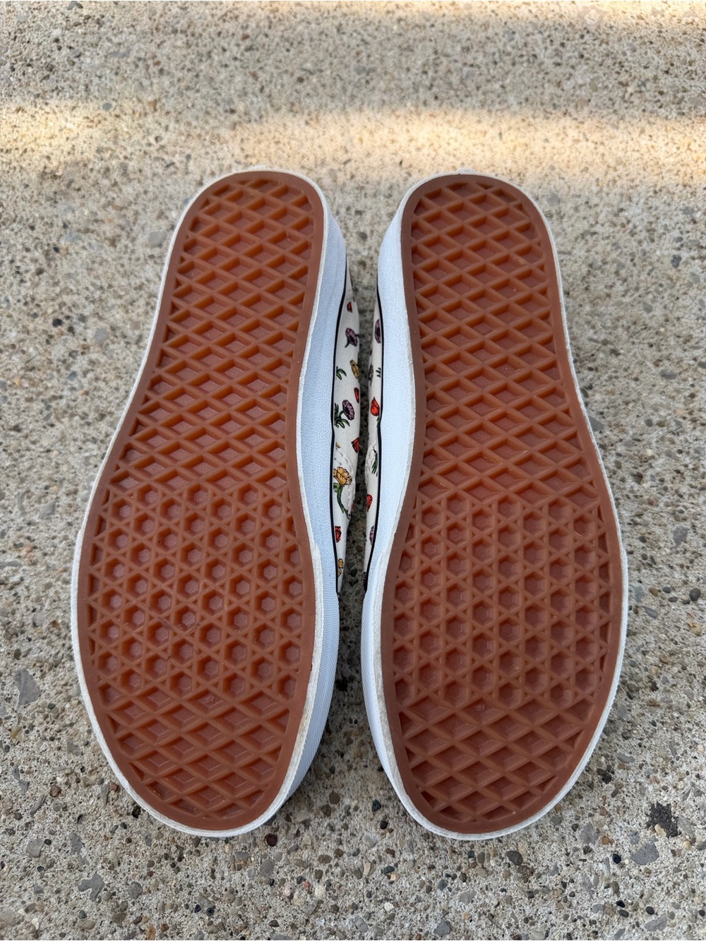 Vans Authentic Floral Shoes Womens Size 7 Cream Canvas Low Top Sneakers - Picture 9 of 10